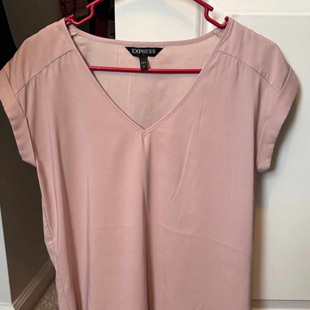 Express Women's Blush V-Neck Blouse